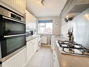 Kitchen- click for photo gallery